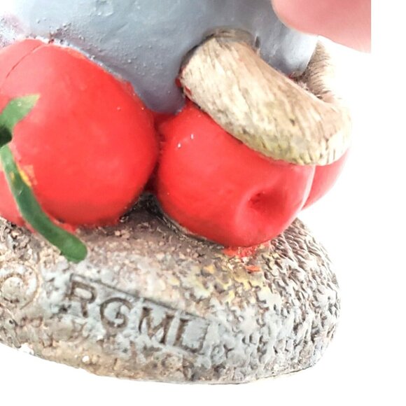 Vintage RGML Garden Mouse Sculpture Tomatoes Chalkware Hand Painted Figurine 90s - Picture 6 of 7